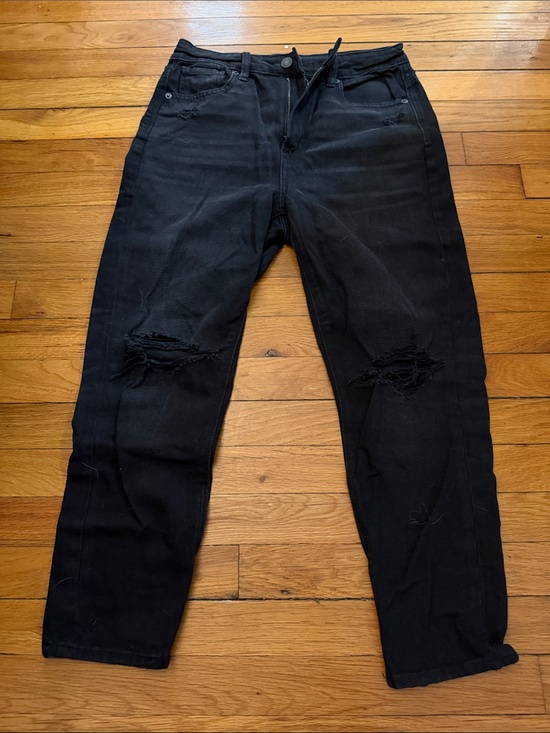 American Eagle Outfitters Other - American Eagle Outfitters Black Distressed Relaxed Jeans